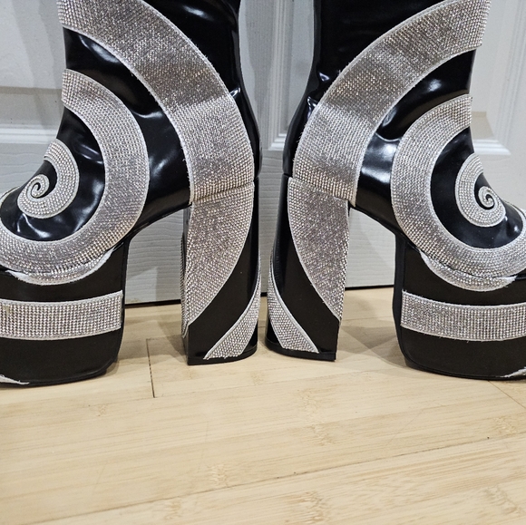 Dolls Kill Current Mood How Sweet It Is Platform Rhinestone Swirl Black Boots 8 - Picture 9 of 16